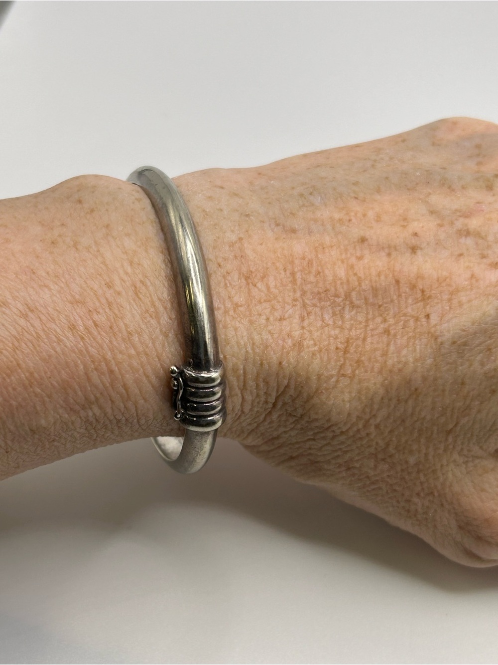 7” 925 Sterling Silver Hinged Bangle Bracelet 13 Grams